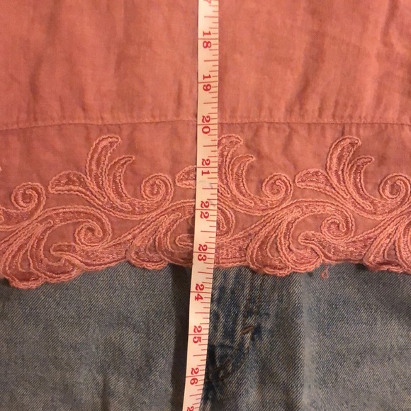 Pink linen top with darts - Picture 7 of 7
